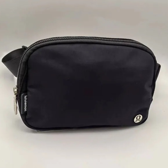 lululemon athletica Handbags - NWT - Lululemon Everywhere Belt Bag Black Crossbody Strap 1L #unisex